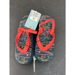 Cat & Jack Shark Flip Flops Boys 9/10 Large Blue Red Heel Strap sandals NEW